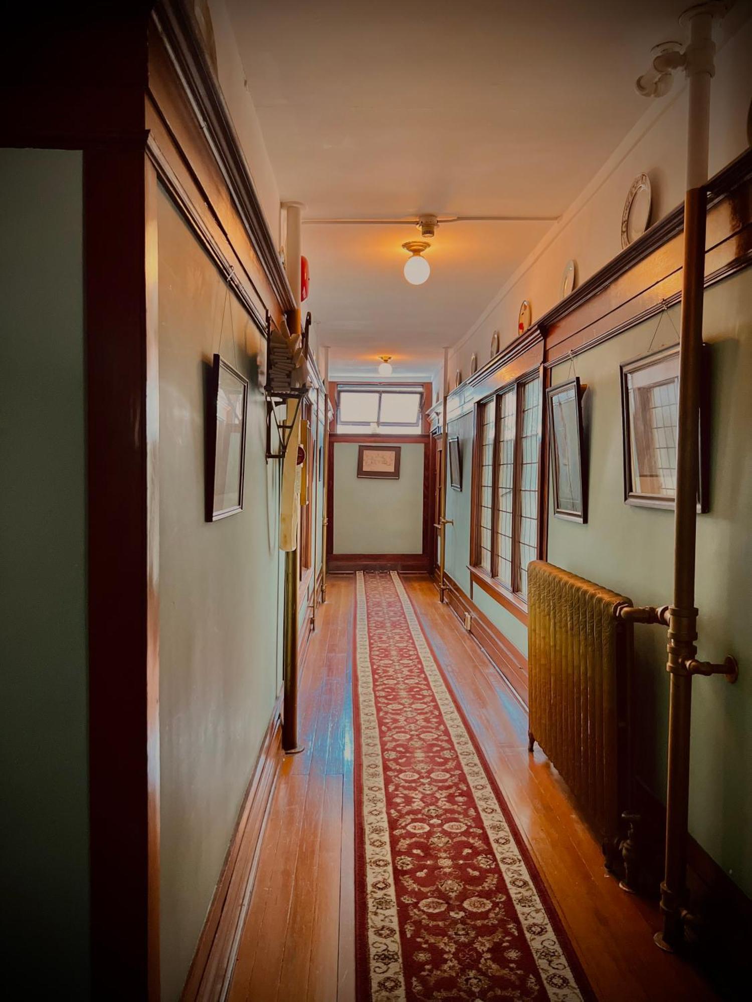 Arundel Mansions Hotel New Westminster Kültér fotó